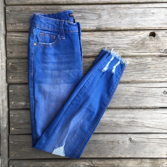 Fashion Nova Distressed Raw Hem Skinny Jeans - Picture 2 of 8